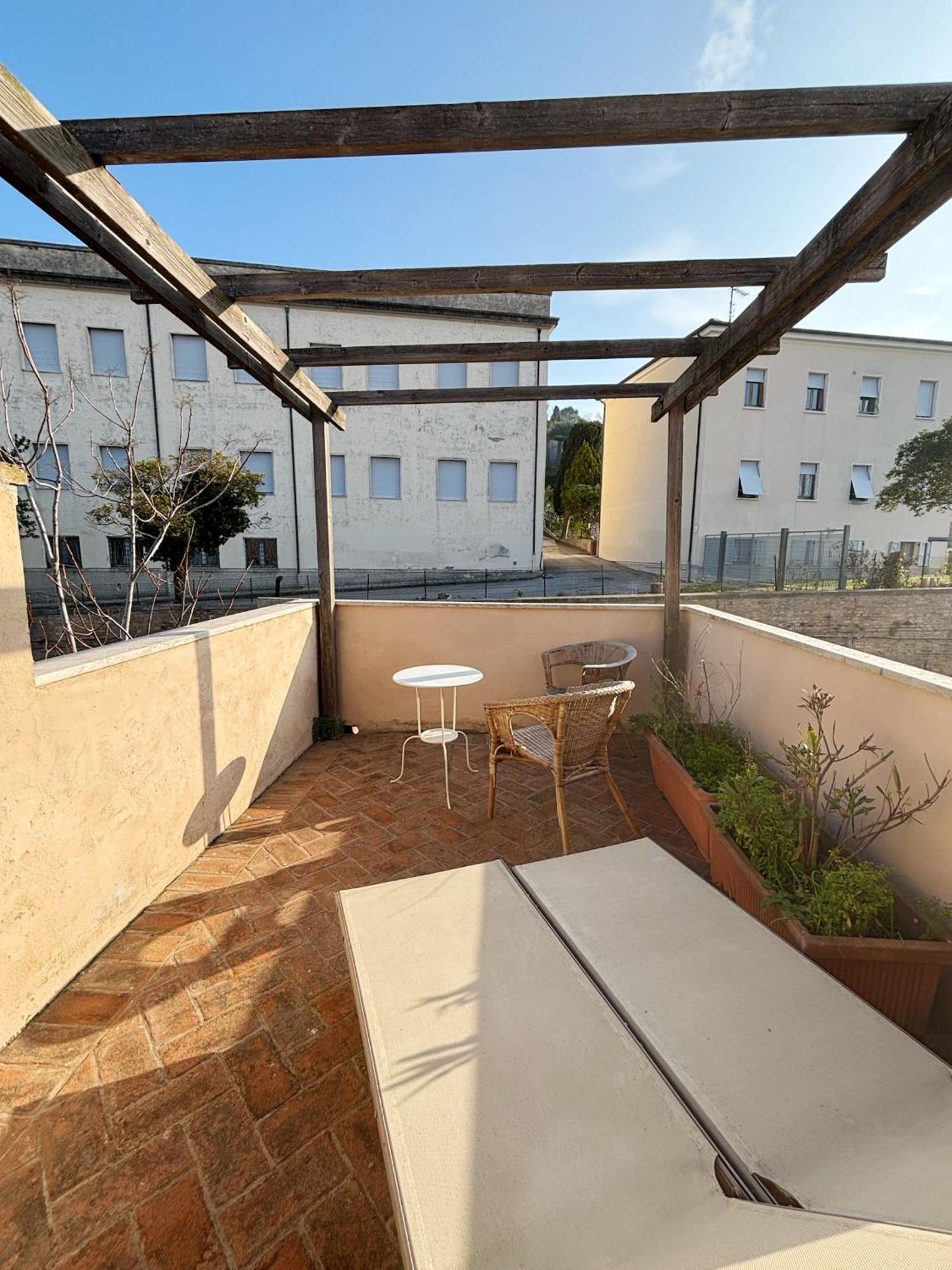Domus Mirabilis Homestay Ancona Exterior photo